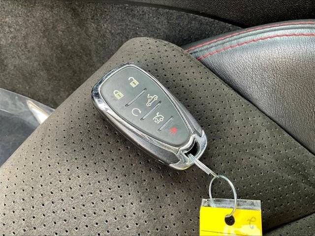 Used 2018 Chevrolet Camaro ZL1 RWD image 32