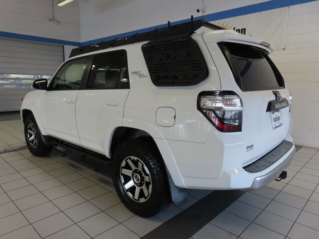 Used 2019 Toyota 4Runner TRD Off-Road Premium AWD/4WD image 11