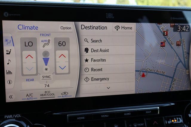 Used 2022 Toyota Highlander Platinum AWD/4WD image 21