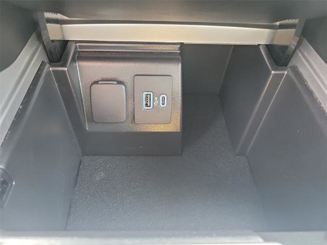 Certified 2021 Ford Explorer XLT w/ Equipment Group 202A image 29