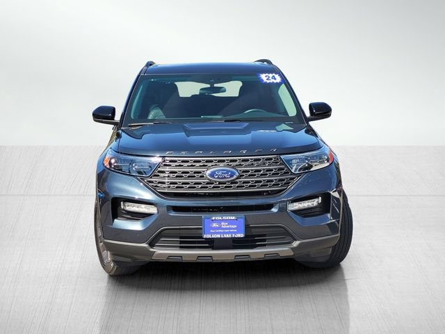 Certified 2024 Ford Explorer XLT w/ Equipment Group 202A AWD/4WD image 2