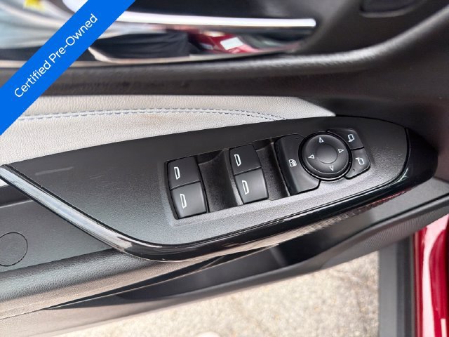 Used 2025 Chevrolet Trax LT w/ LT Convenience Package FWD image 11