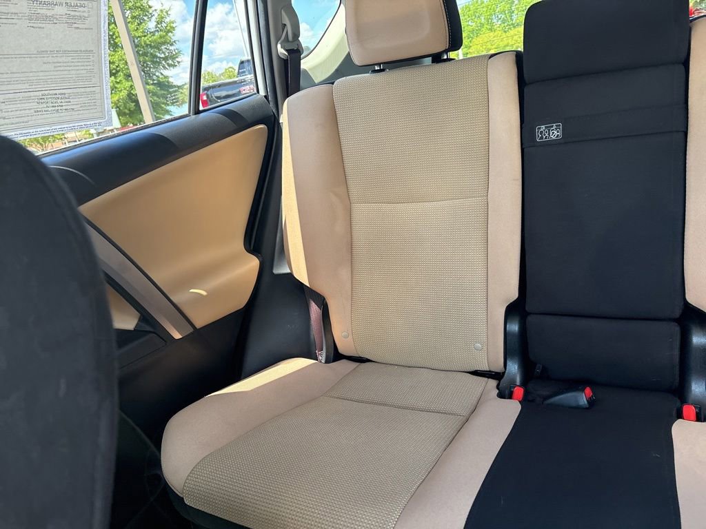 Used 2018 Toyota RAV4 XLE AWD/4WD image 11