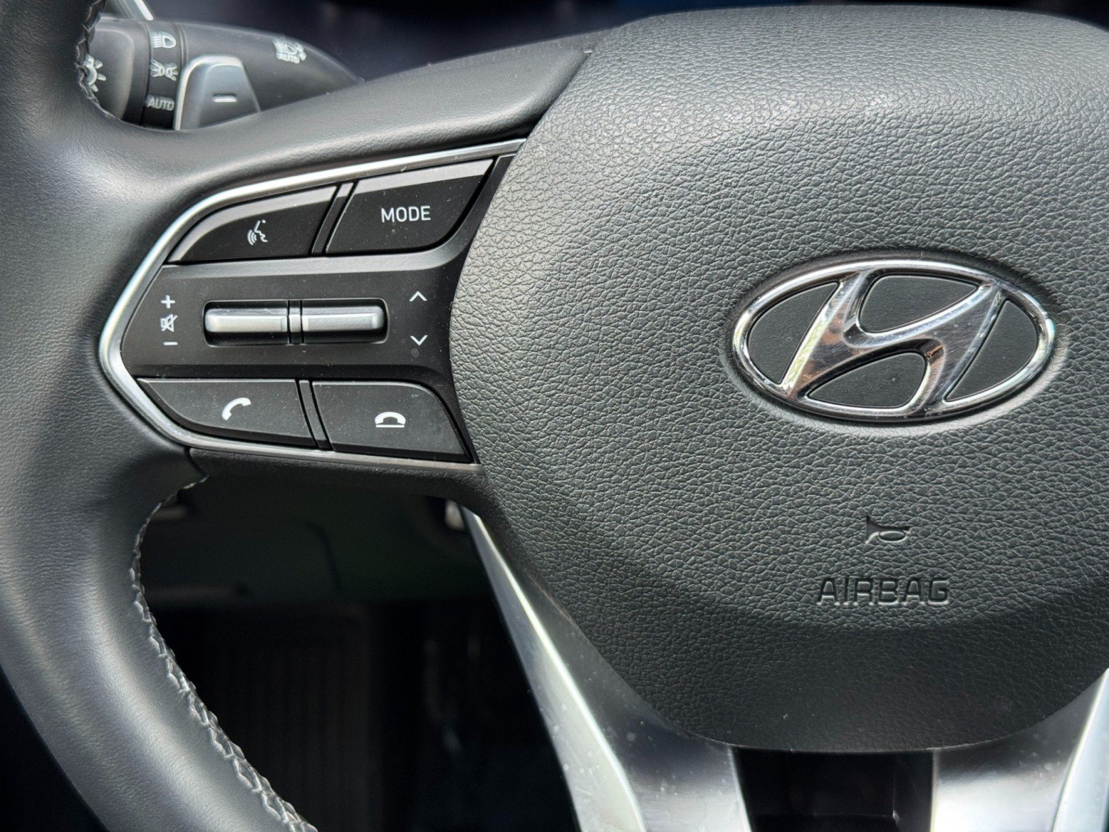 Used 2022 Hyundai Santa Fe SEL w/ Convenience Package AWD/4WD image 19
