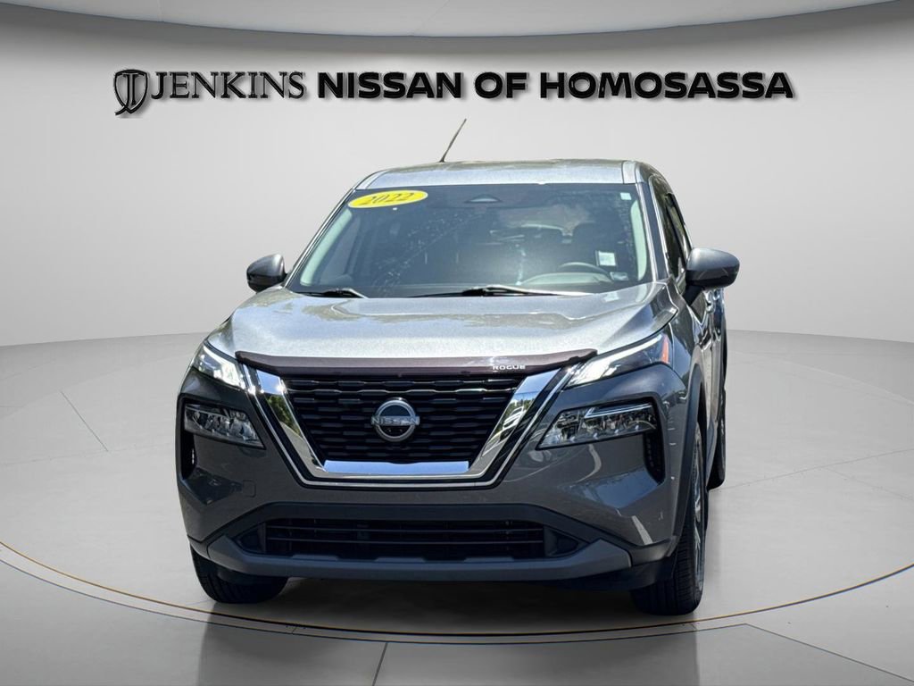 Certified 2022 Nissan Rogue SV FWD image 13