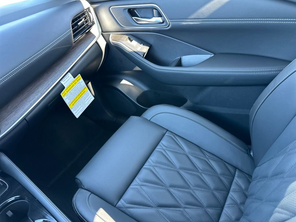 New 2026 Nissan Rogue Platinum w/ Platinum Premium Package image 28