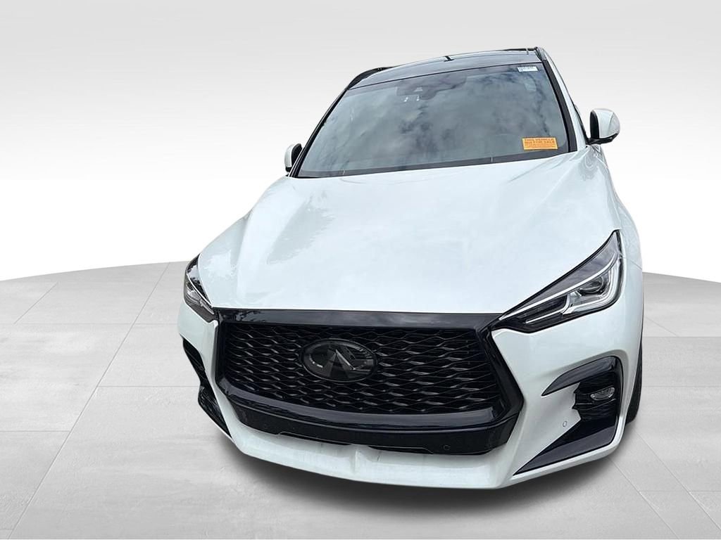 Used 2024 INFINITI QX50 Sport FWD image 2