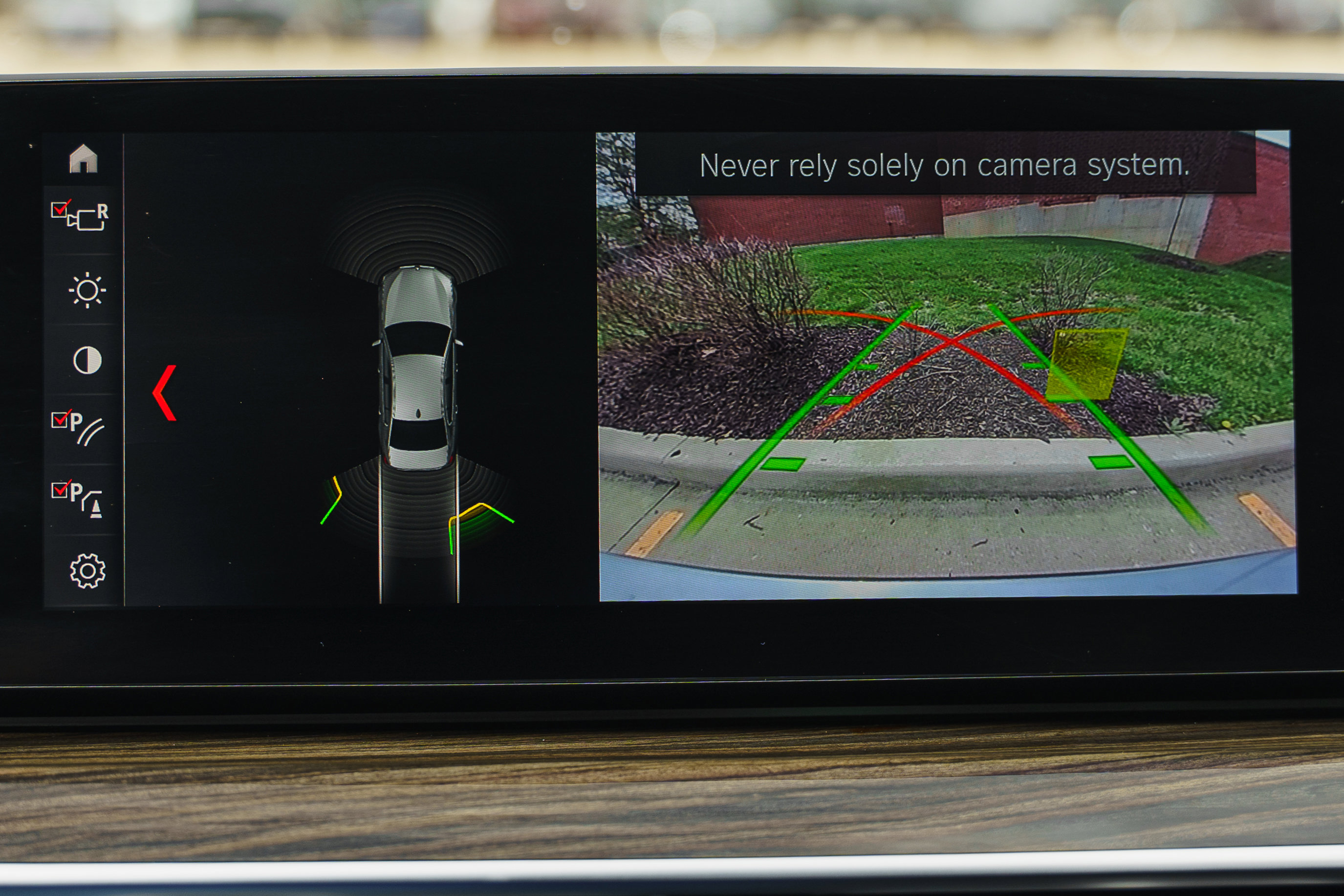 Used 2019 BMW 530i xDrive w/ Convenience Package image 15