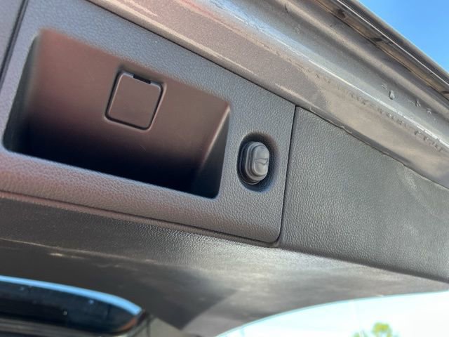 Used 2019 Chevrolet Tahoe Premier AWD/4WD image 11