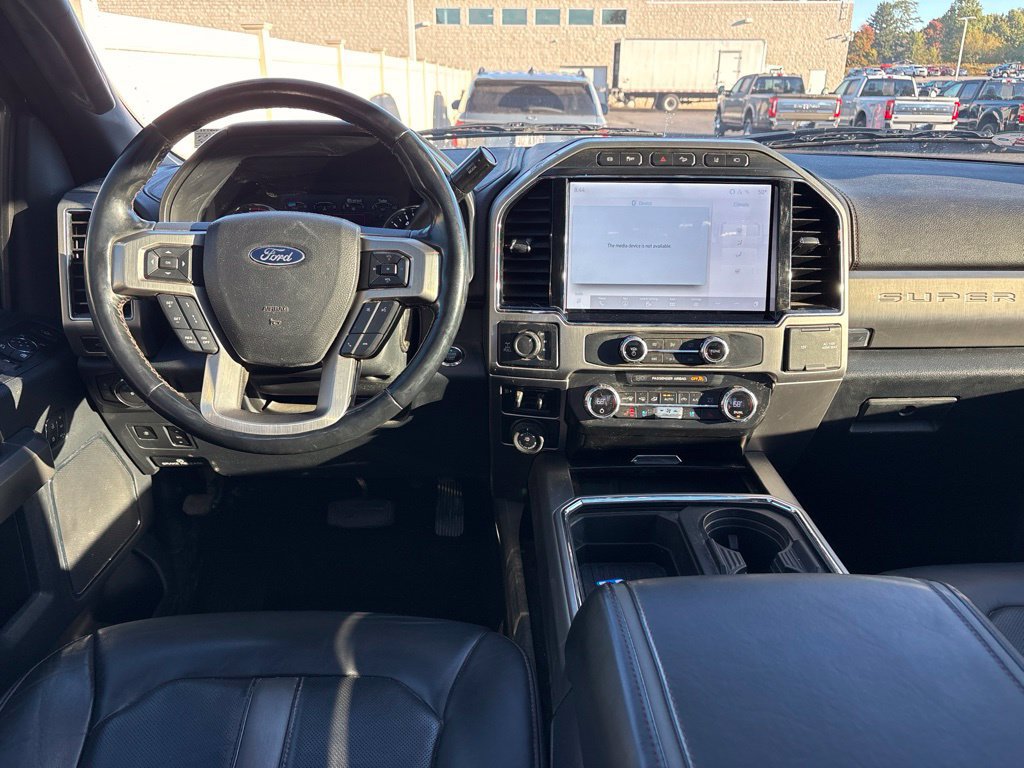 Used 2022 Ford F350 Platinum AWD/4WD image 9