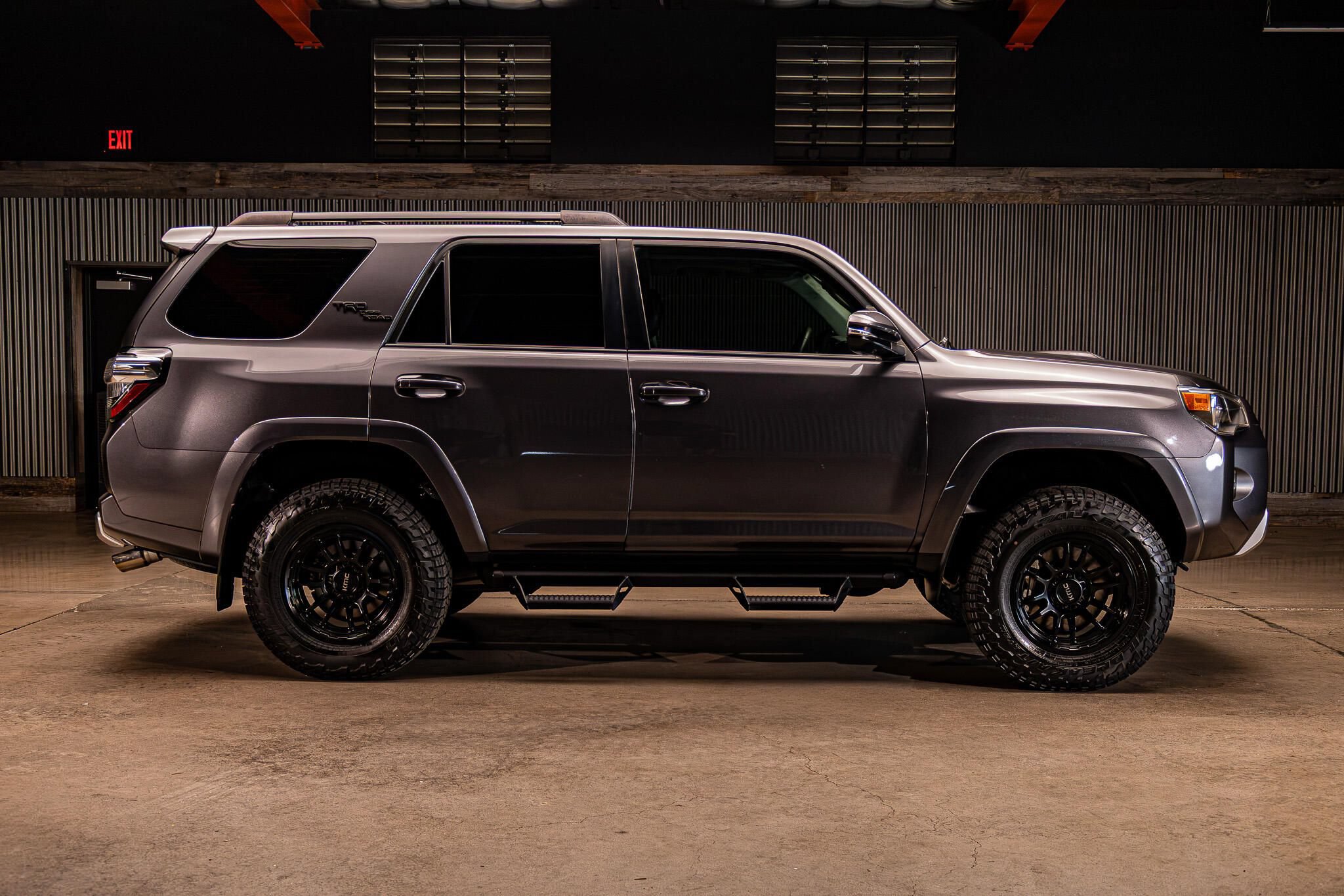 Used 2022 Toyota 4Runner TRD Off-Road Premium AWD/4WD image 10