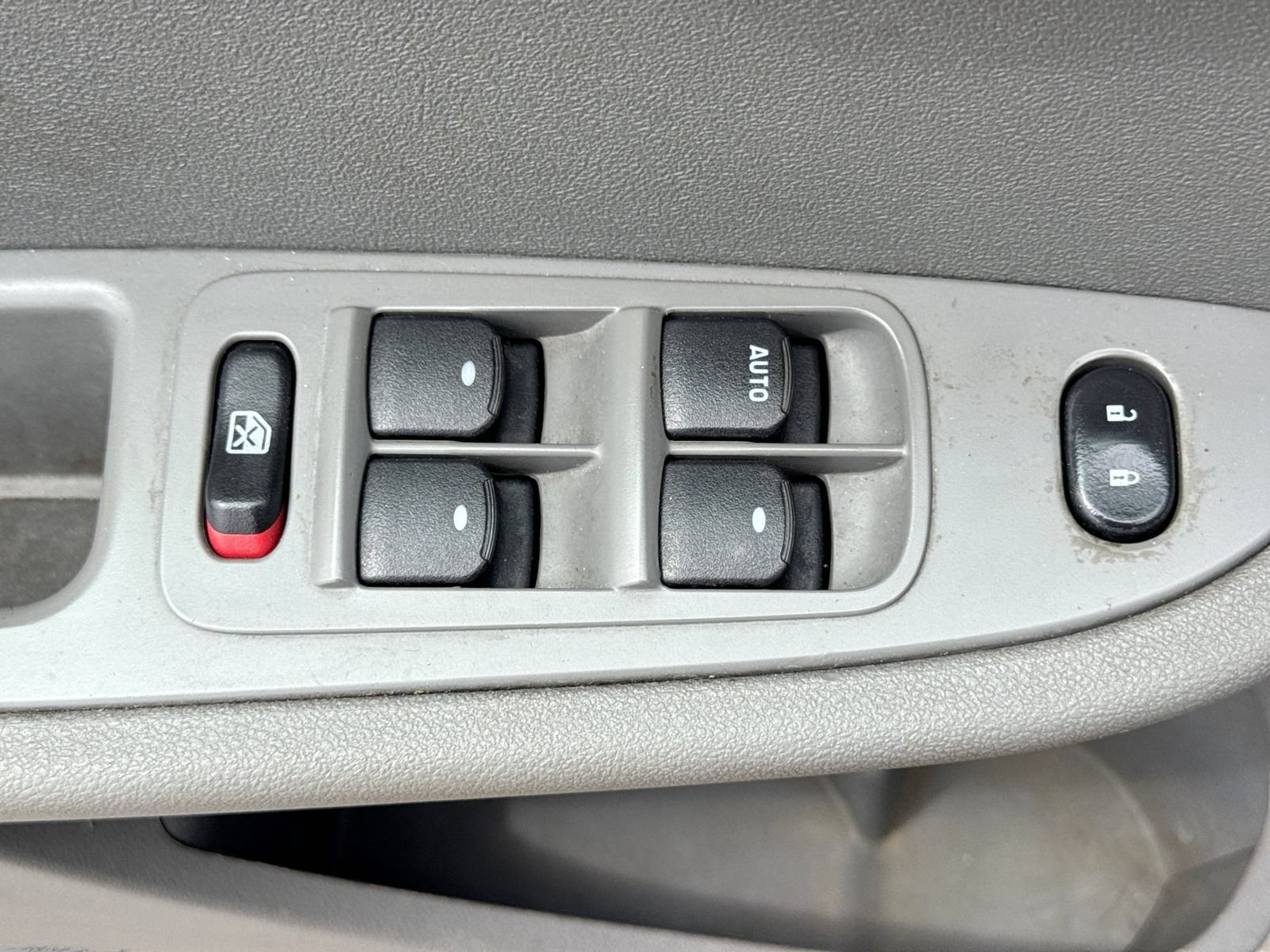 Used 2009 Chevrolet Malibu LS FWD image 17