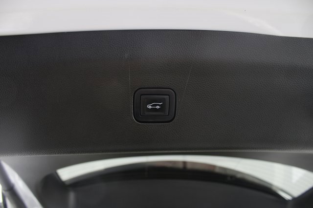 Used 2022 Buick Enclave Essence w/ Experience Buick Package image 23