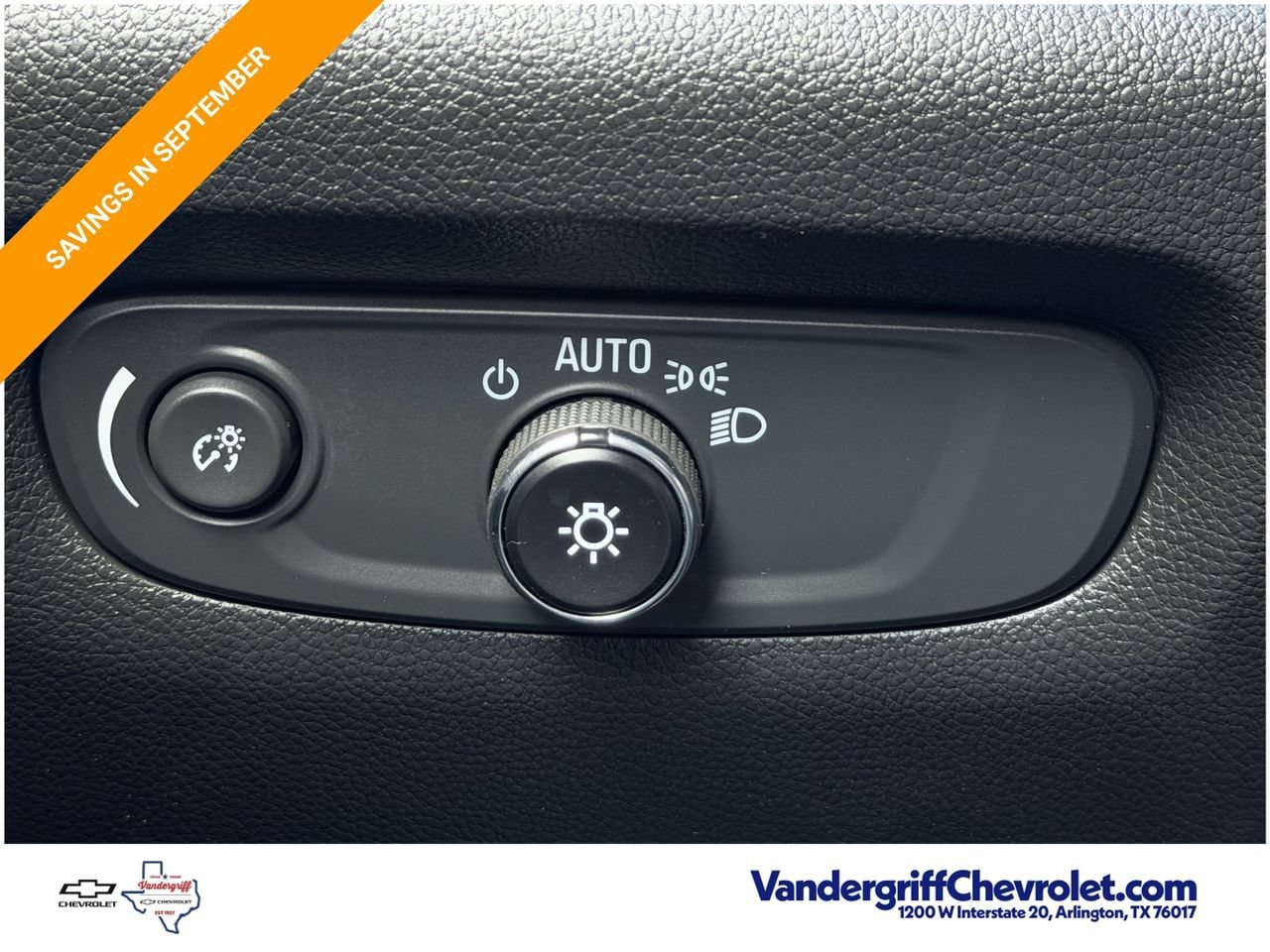 Used 2023 Chevrolet Traverse LS AWD/4WD image 23