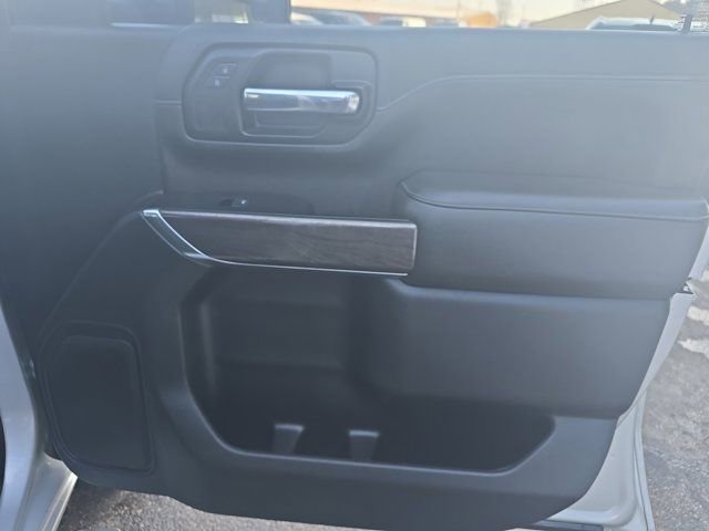 Used 2020 Chevrolet Silverado 2500 LTZ w/ LTZ Convenience Package image 24