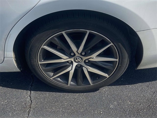 Used 2021 Toyota Camry XLE image 5