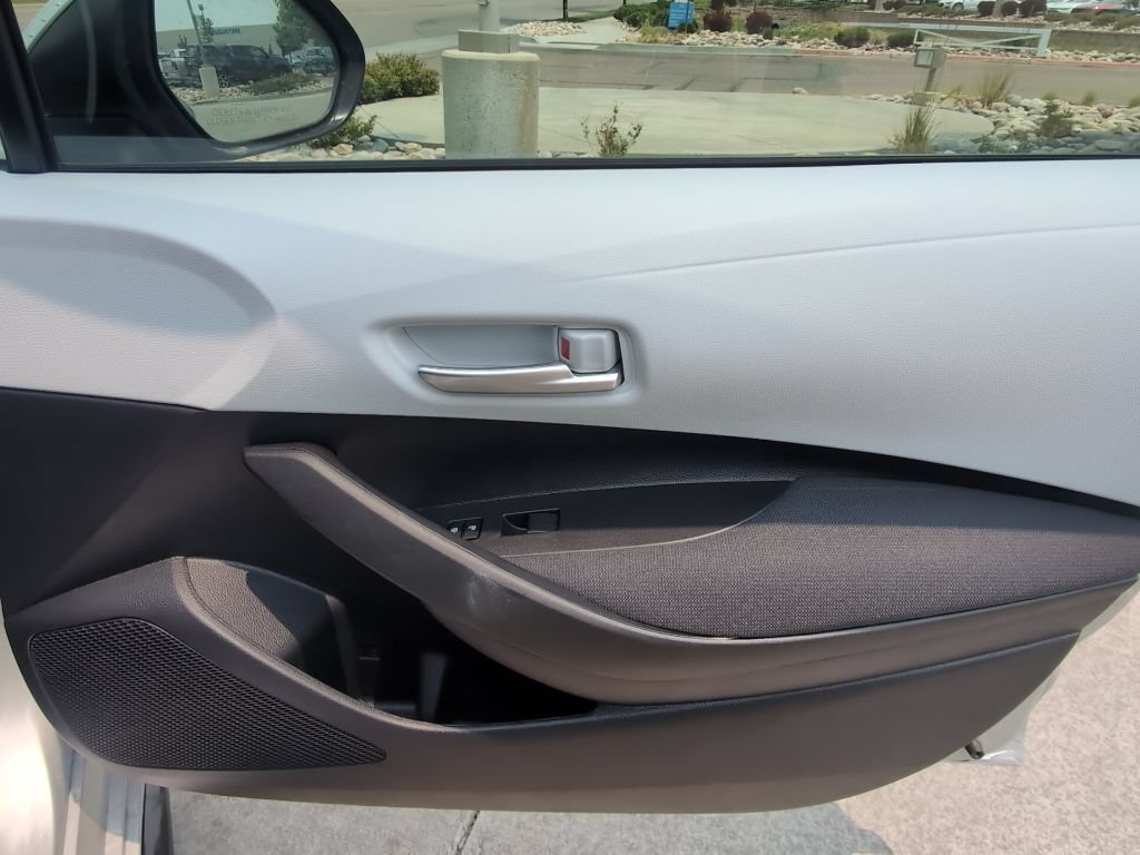 Used 2026 Toyota Corolla SE FWD image 23