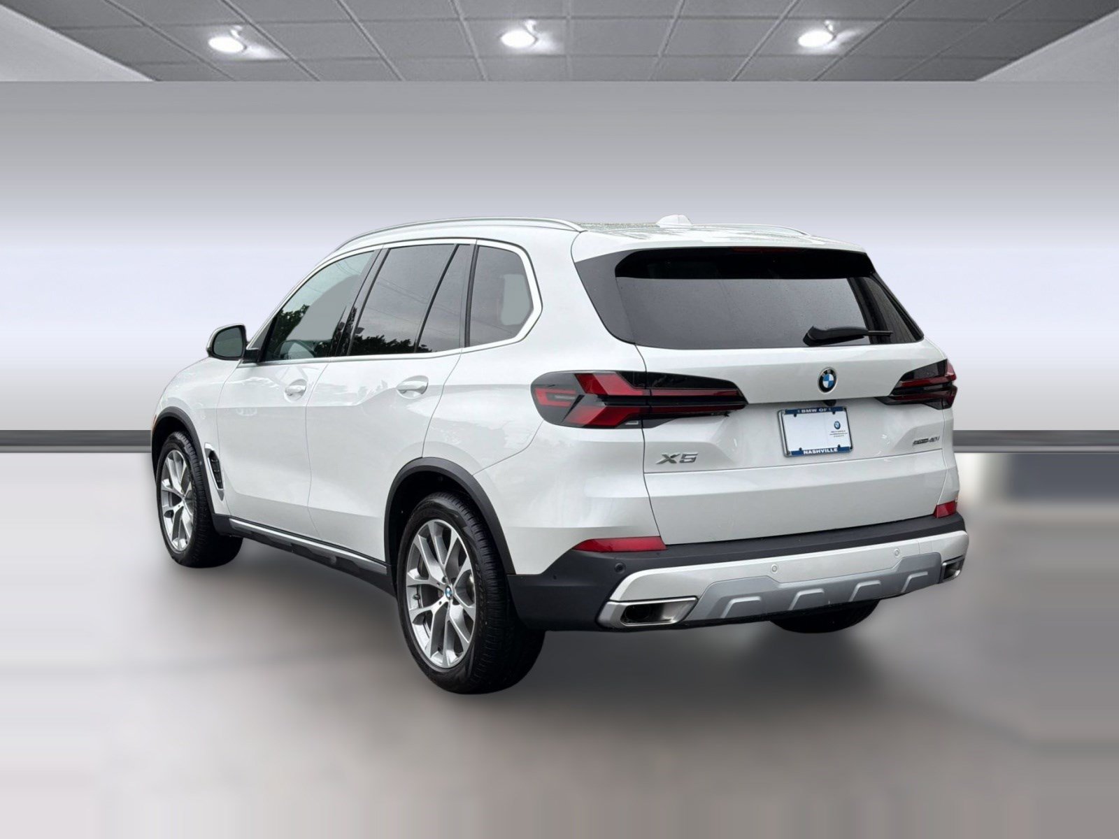 Used 2026 BMW X5 sDrive40i w/ Premium Package RWD image 3