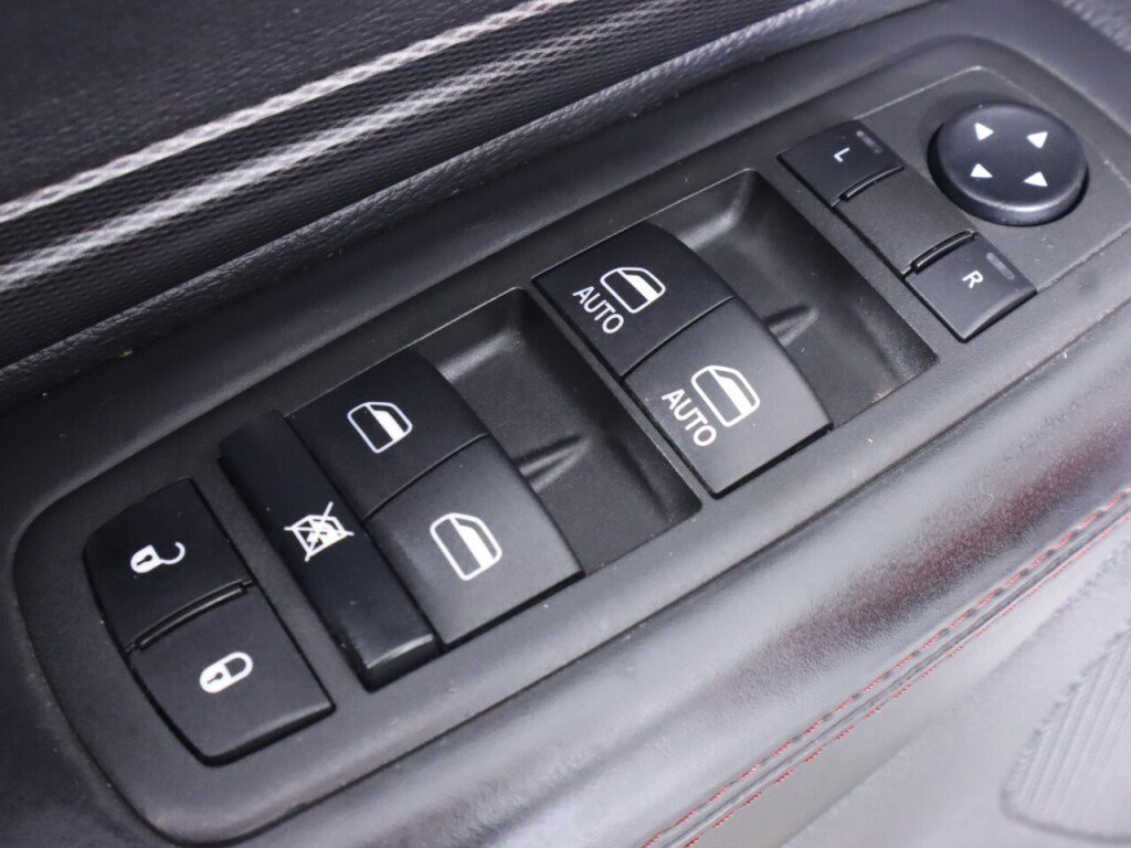 Used 2022 Dodge Durango R/T w/ Trailer Tow Group IV AWD/4WD image 32