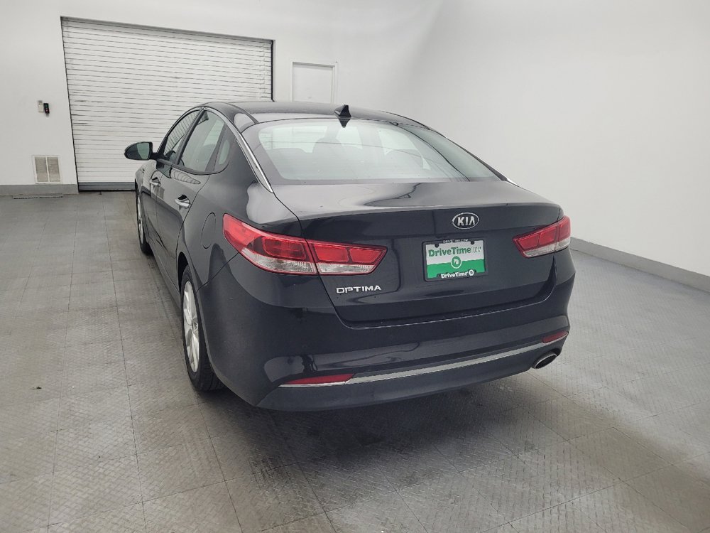 Used 2018 Kia Optima LX w/ 17" Alloy Wheels Package image 6