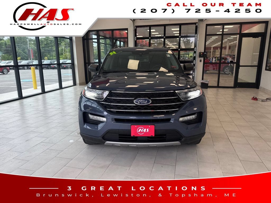 Used 2021 Ford Explorer XLT w/ Equipment Group 202A AWD/4WD image 9