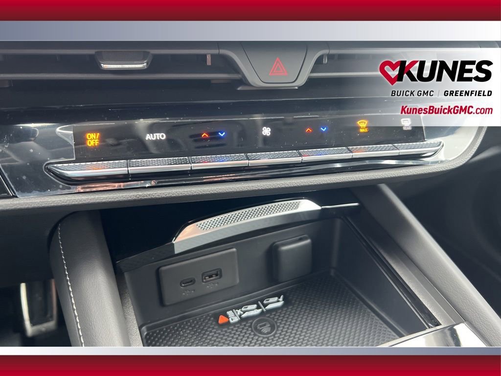 New 2026 Buick Envision Sport Touring image 29