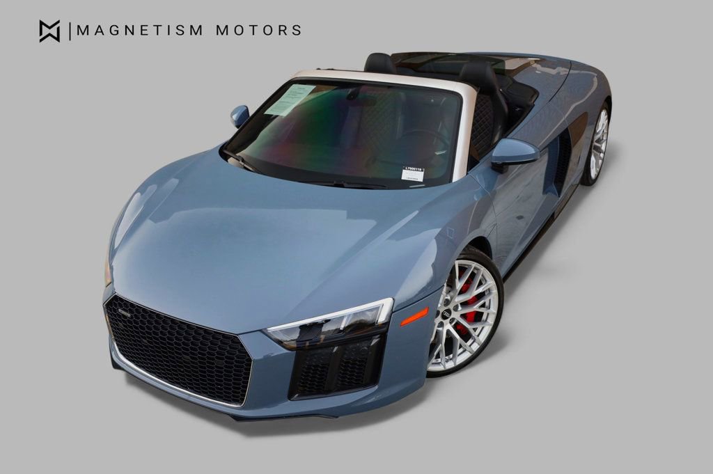 Used 2020 Audi R8 V10 w/ Carbon Exterior Package image 8