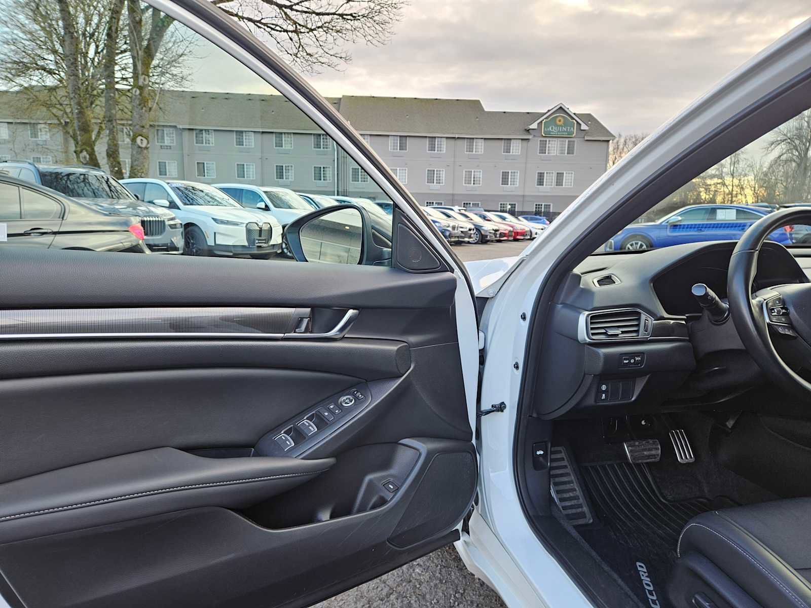 Used 2022 Honda Accord Sport image 44