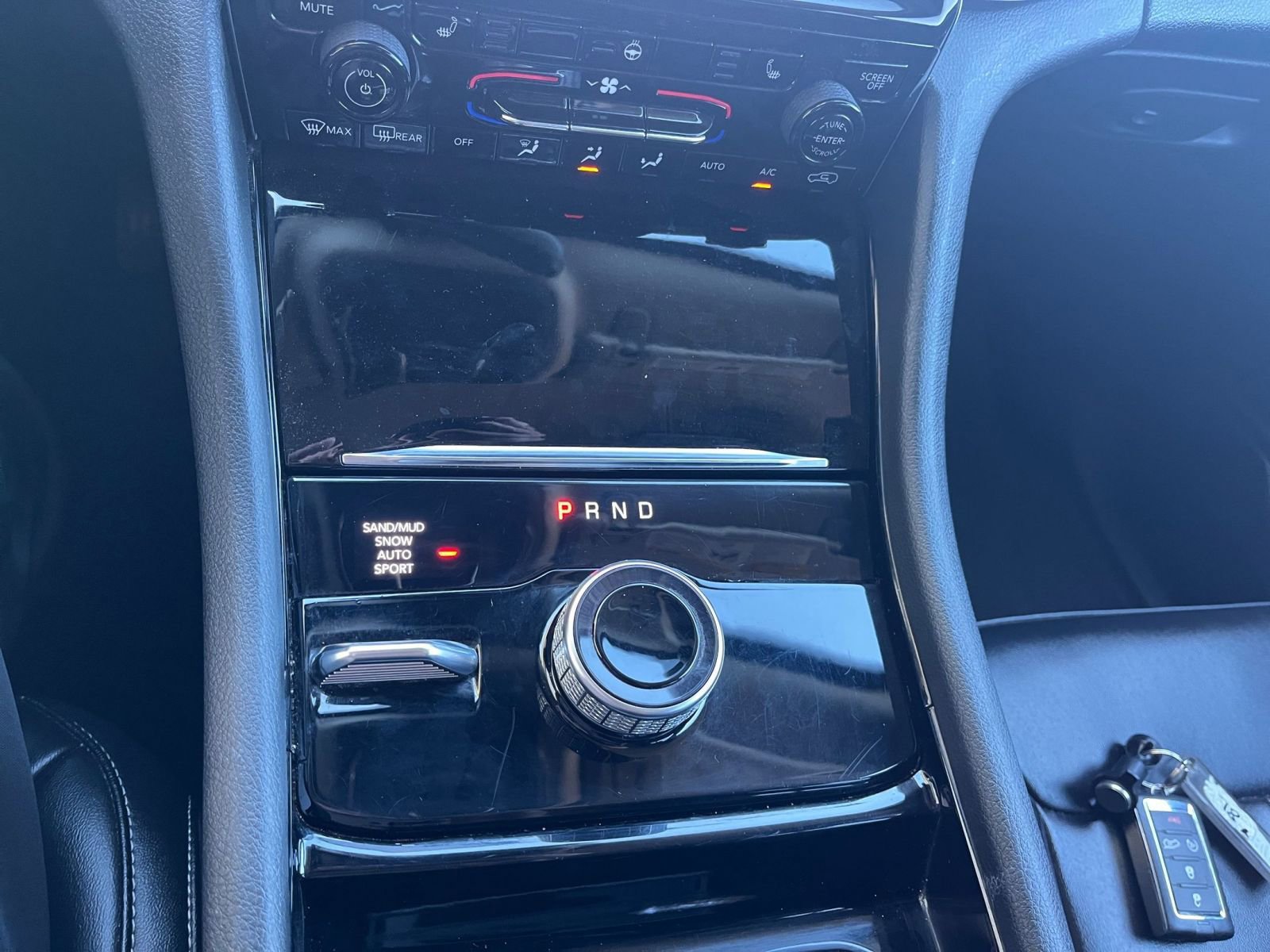 Used 2023 Jeep Grand Cherokee L Limited image 42