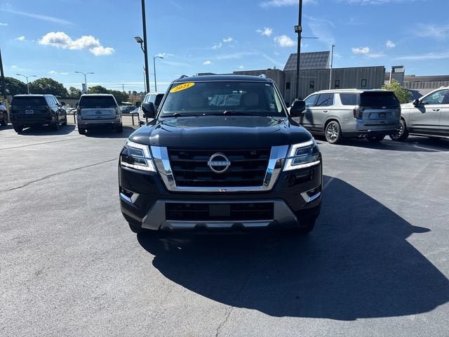 Used 2021 Nissan Armada SL w/ Captain's Chairs Package AWD/4WD image 8