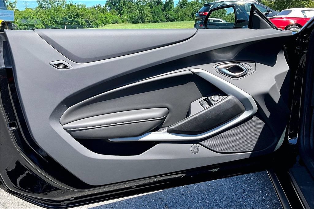 Used 2023 Chevrolet Camaro SS RWD image 22