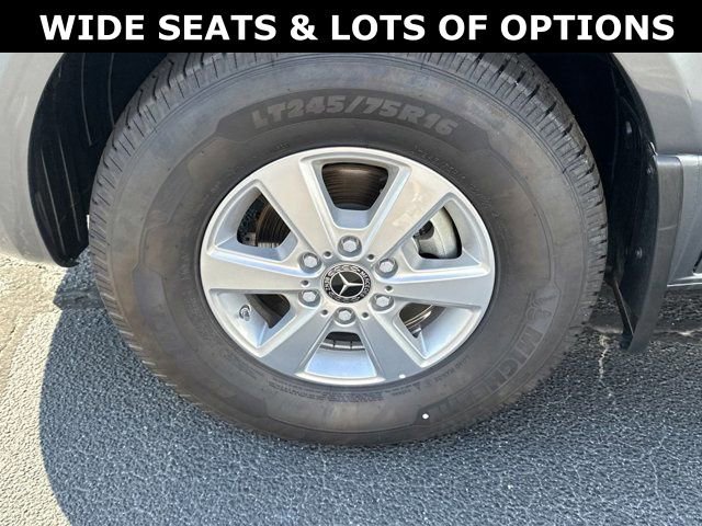 Used 2023 Mercedes-Benz Sprinter 2500 image 16
