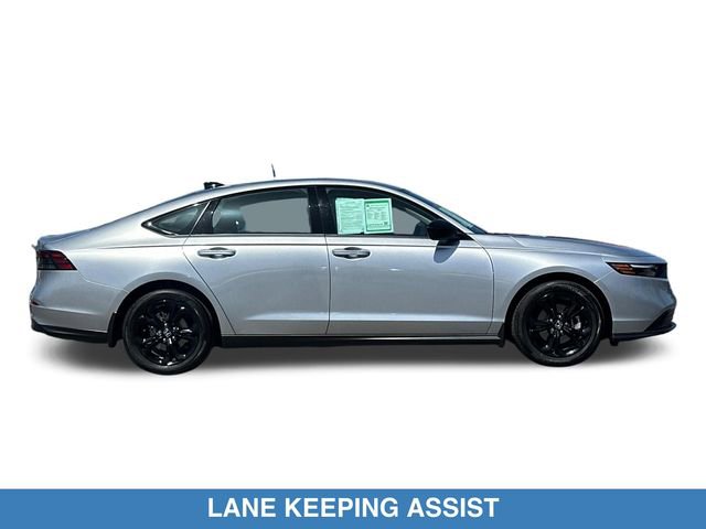 Certified 2025 Honda Accord SE image 5