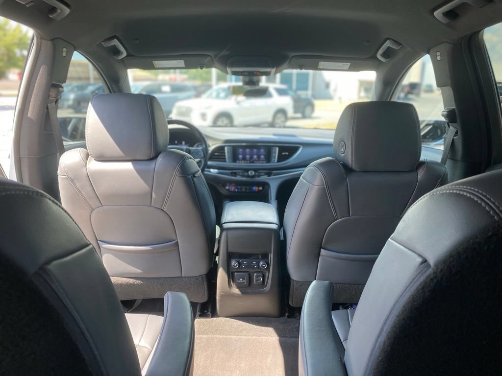 Used 2024 Buick Enclave Premium FWD image 31