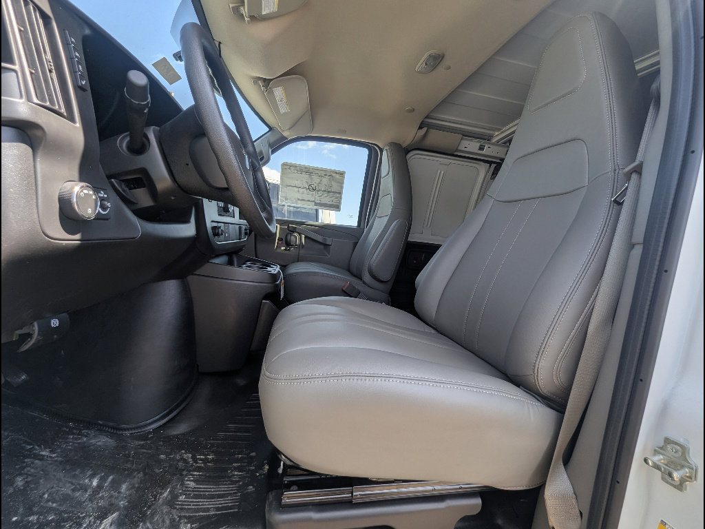 New 2026 GMC Savana 2500 w/ Enhanced Convenience Package RWD image 11