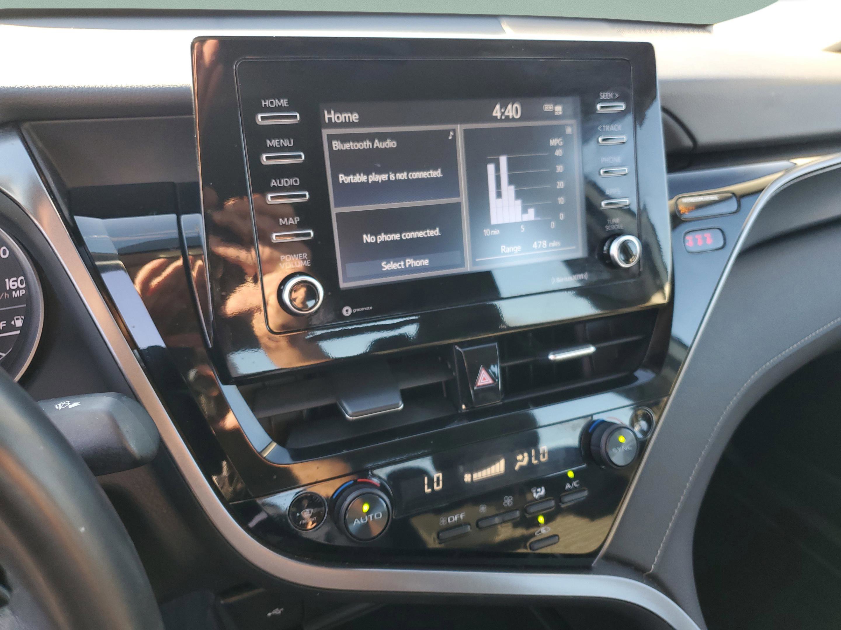 Used 2024 Toyota Camry SE image 27