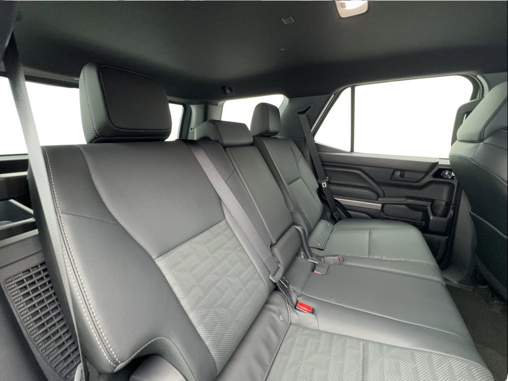 Used 2025 Toyota 4Runner TRD Off-Road Premium w/ Tow Technology Package AWD/4WD image 27