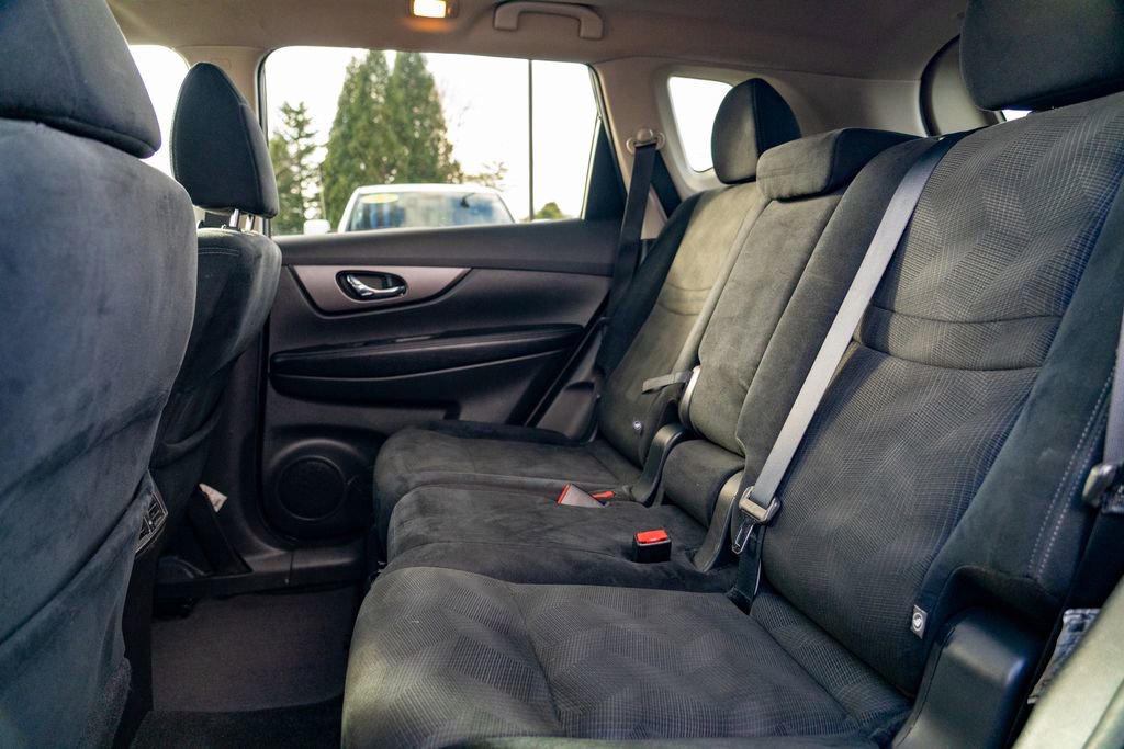 Used 2016 Nissan Rogue SL image 23