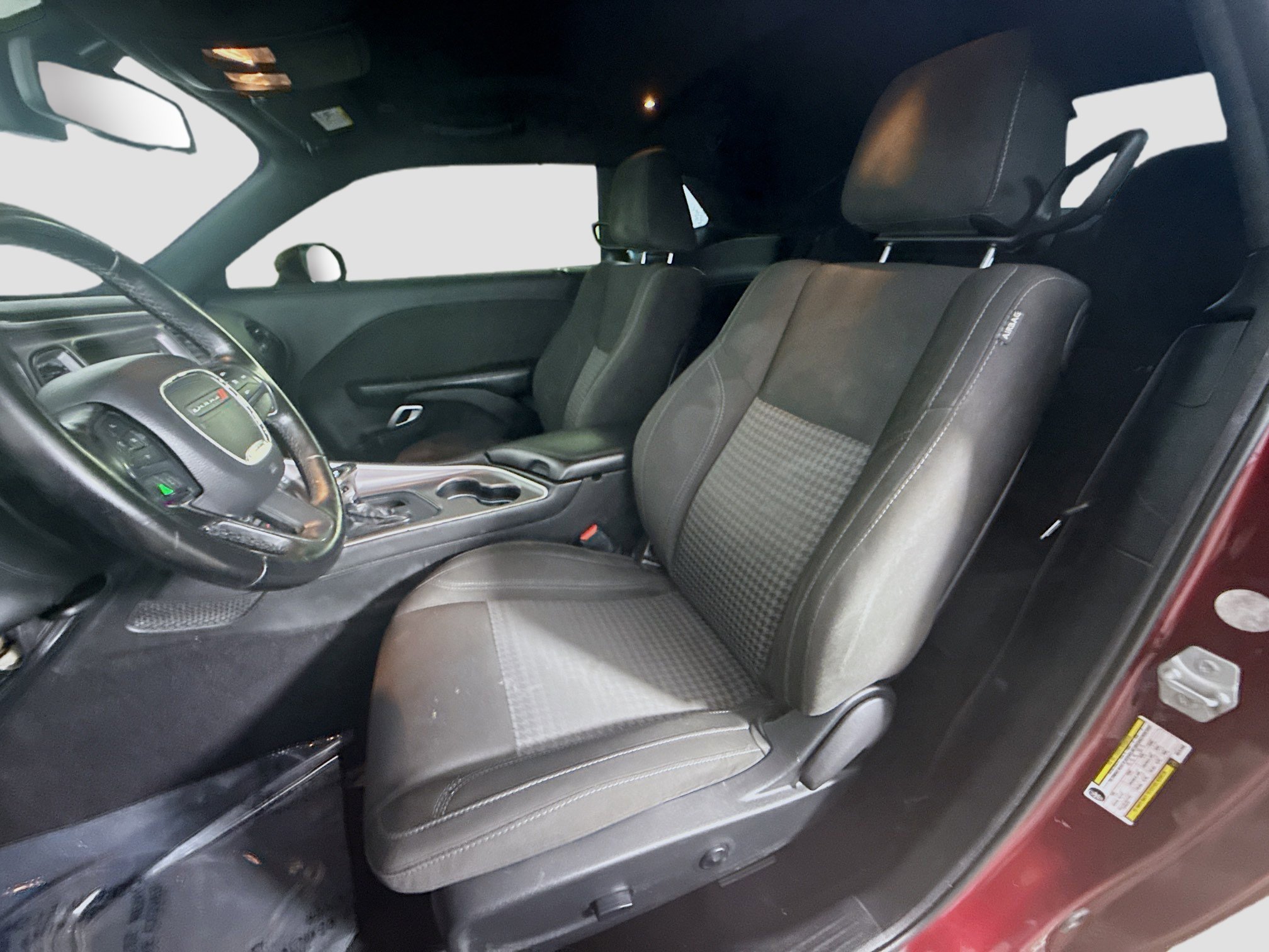 Used 2019 Dodge Challenger SXT image 22