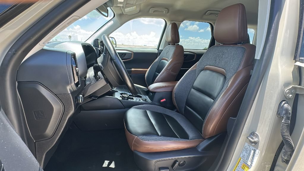 Used 2024 Ford Bronco Sport Outer Banks w/ Tech Package AWD/4WD image 4