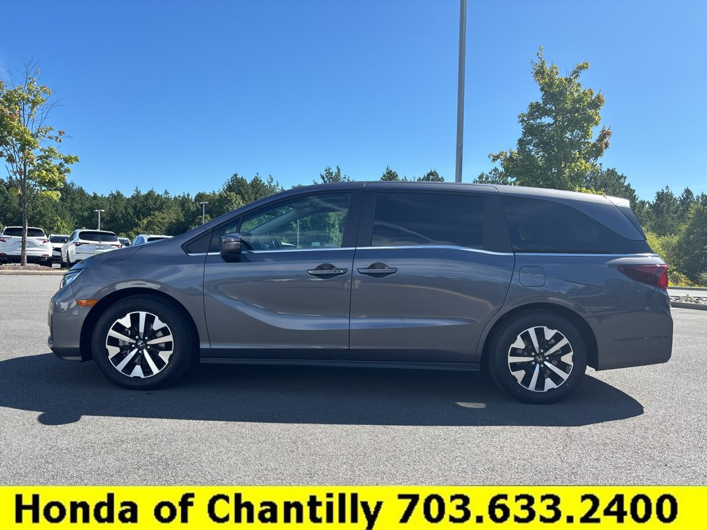 Certified 2025 Honda Odyssey EX-L image 4