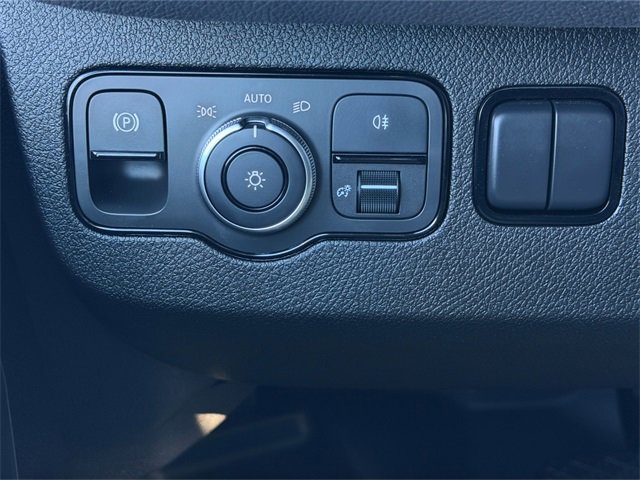 Used 2020 Mercedes-Benz Sprinter 2500 image 17