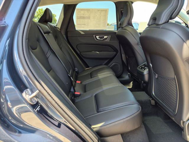 New 2026 Volvo XC60 B5 Ultra w/ Climate Package PRO AWD/4WD image 13