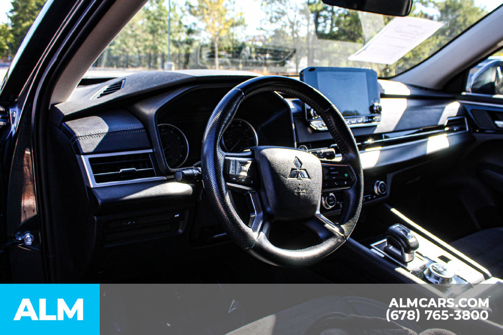 Used 2024 Mitsubishi Outlander Ralliart AWD/4WD image 24
