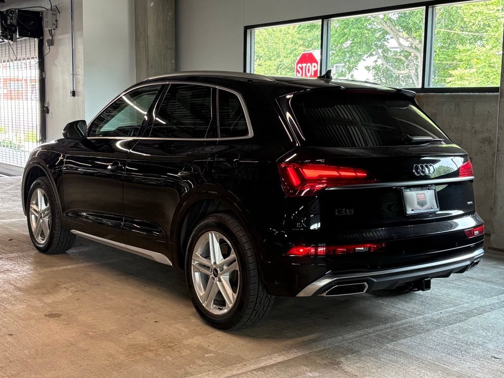 Used 2023 Audi Q5 e Premium Plus w/ Premium Plus Package AWD/4WD image 3