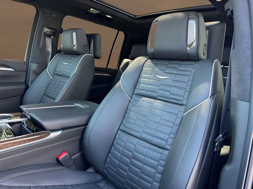 New 2026 Cadillac Escalade ESV Platinum Sport w/ LPO, Floor Liner Package RWD image 11