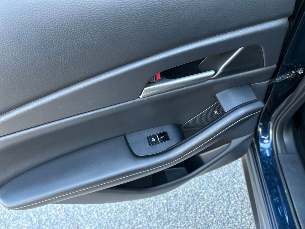 Used 2023 MAZDA CX-30 AWD 2.5 S w/ Select Package image 23