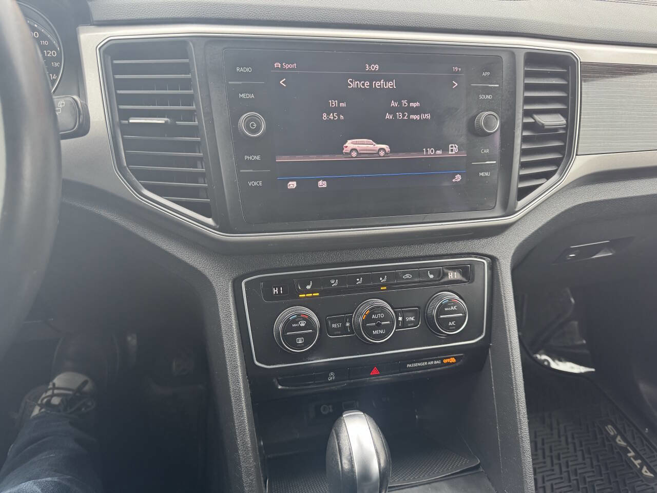 Used 2019 Volkswagen Atlas SE w/ Towing Package AWD/4WD image 38