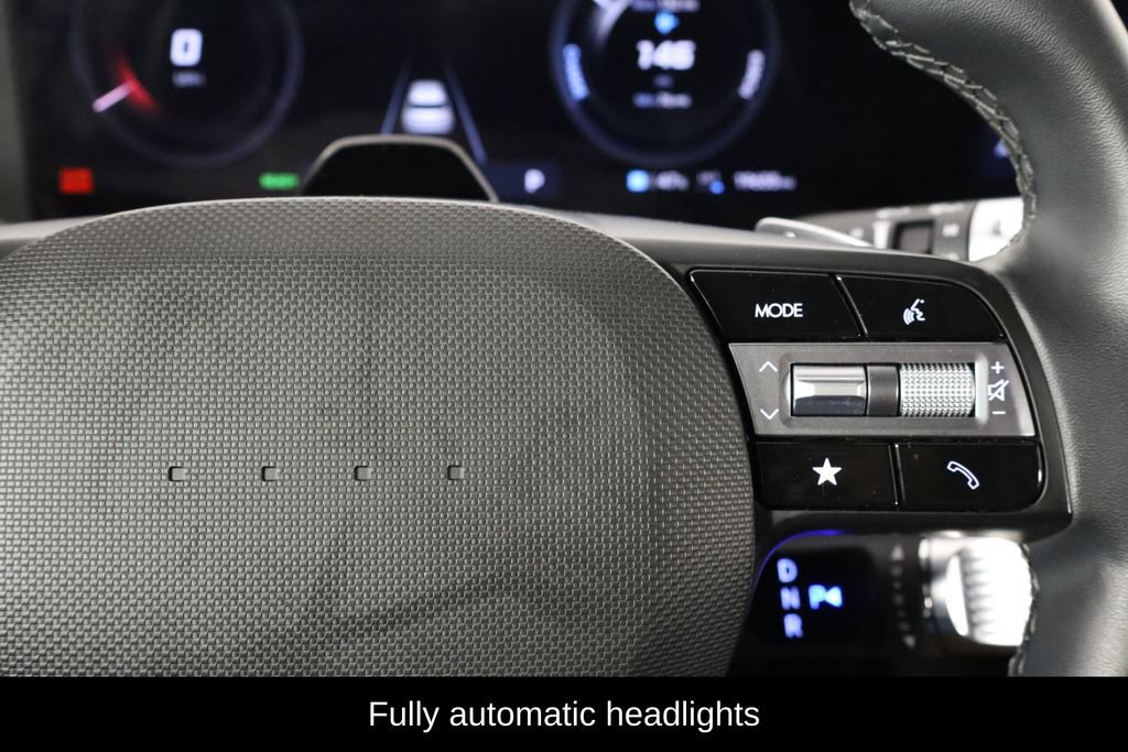 Used 2025 Hyundai Ioniq 5 SE RWD image 10