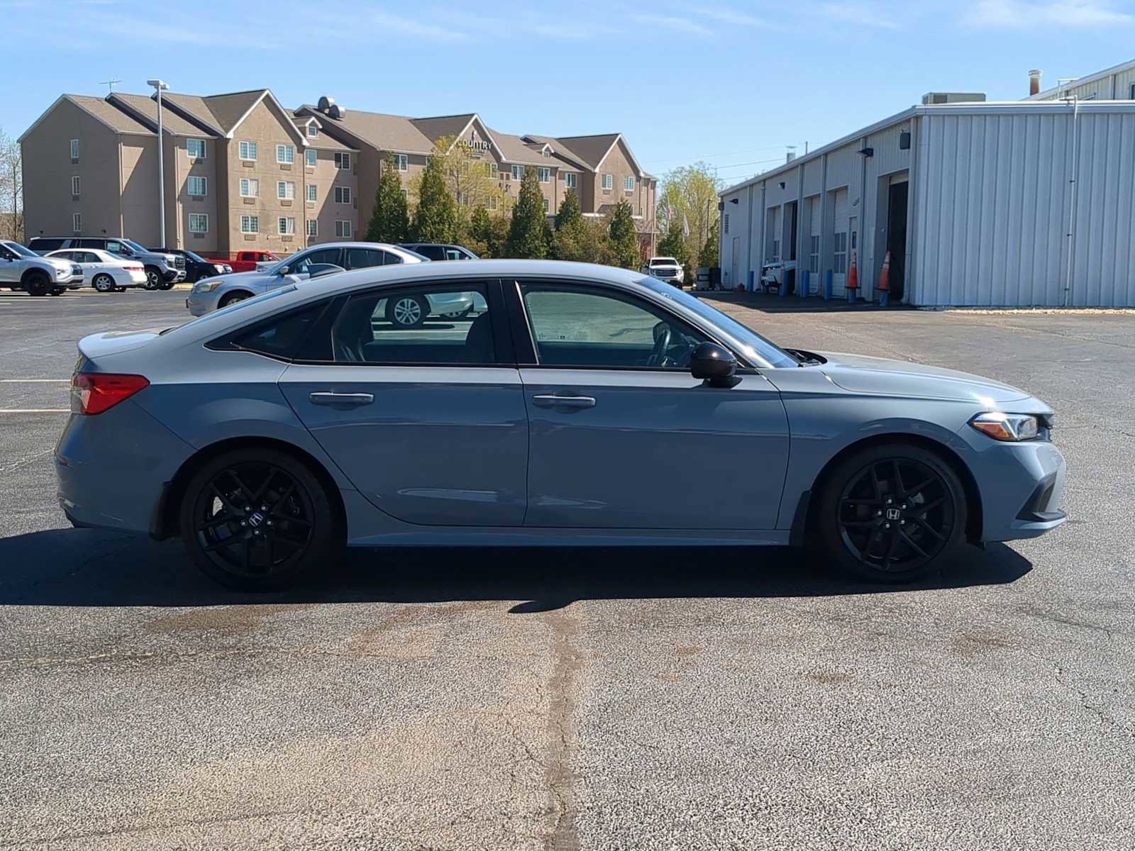 Used 2023 Honda Civic Sport image 9